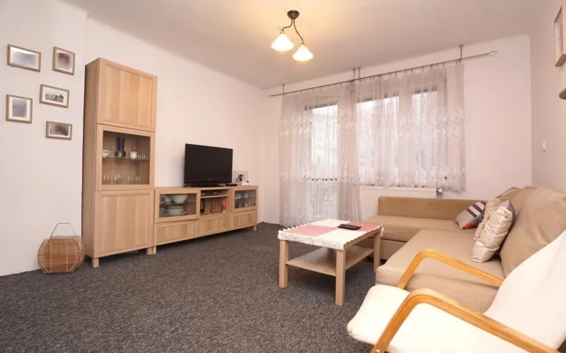 Mieszkanie na  sprzedaż Piotrków Trybunalski - Kawalerka z niskim czynszem.